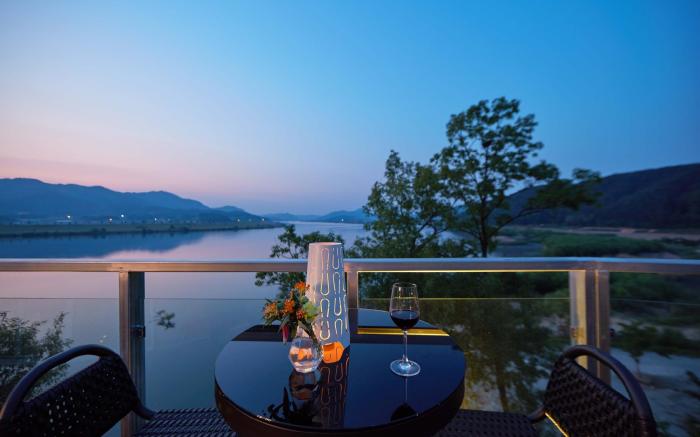 The Bgyeong Private Poolvilla