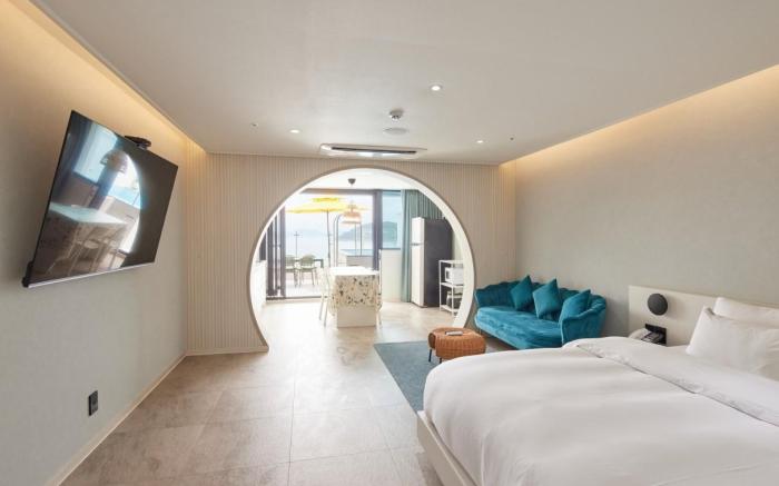 Yeosu Haemirion Resort Pension