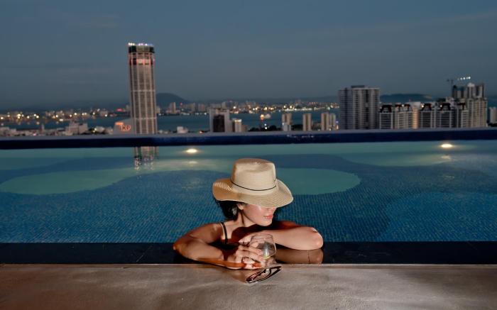 22 Macalisterz George Town By Mana-Mana