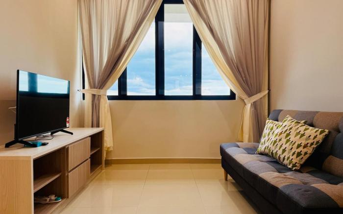 New-IconicRegency Studio@Seaview by CH 396