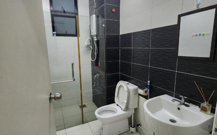 2BR‖ Platino‖ Netflix‖Near CIQ Mid Valley‖Paradigm