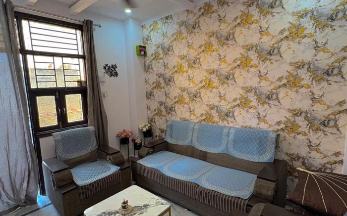 Couple Friendly Apartment at New Delhi