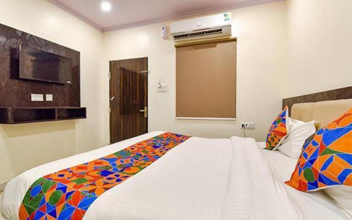 FabHotel Golden Leaf Mansarover