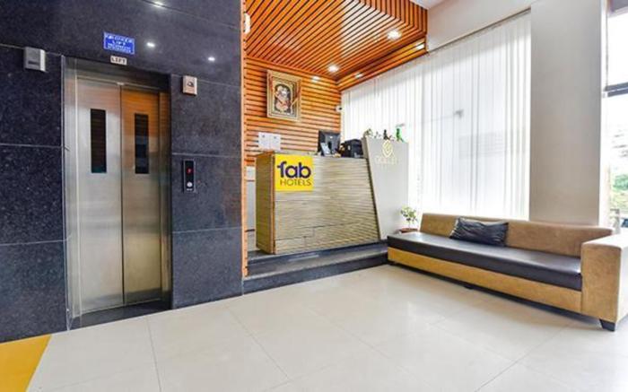 FabHotel Golden Leaf Mansarover