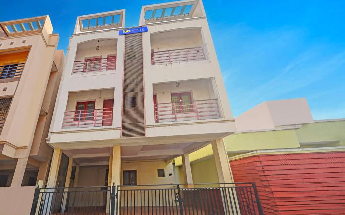 Via Blue Moon Residency