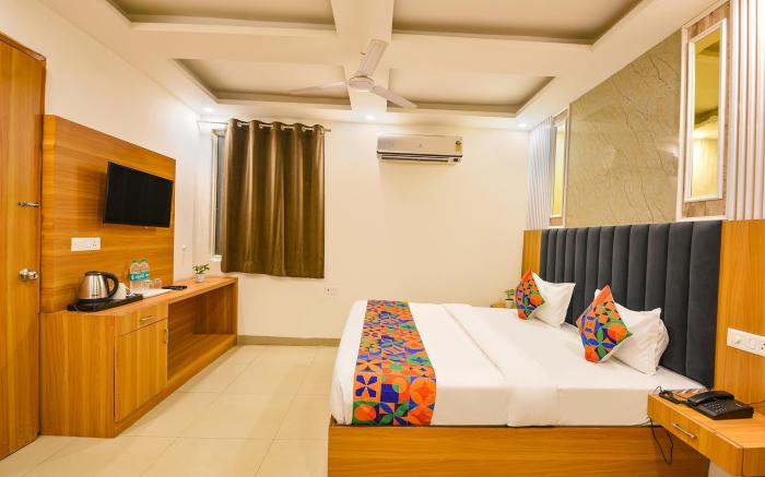 FabHotel Reconnect Suites - Near IGI Airport - New Delhi