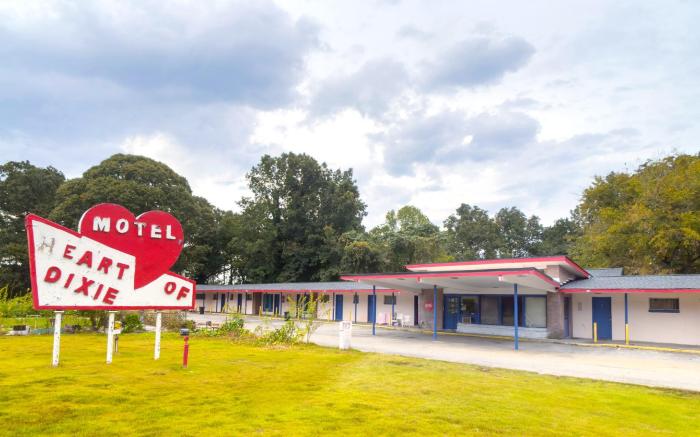 Hotel O Heart of Dixie Dadeville AL HWY 280 