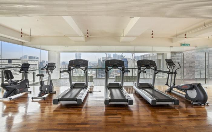 D' Majestic Residence by Emily in Town