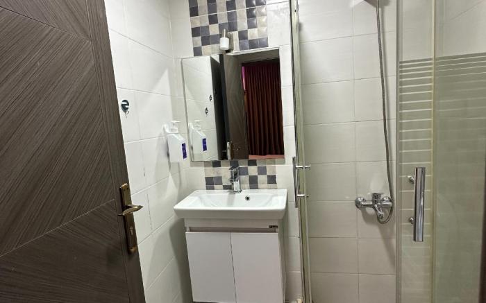 Charming Amman Apartment with Electric Heating  Pool Access