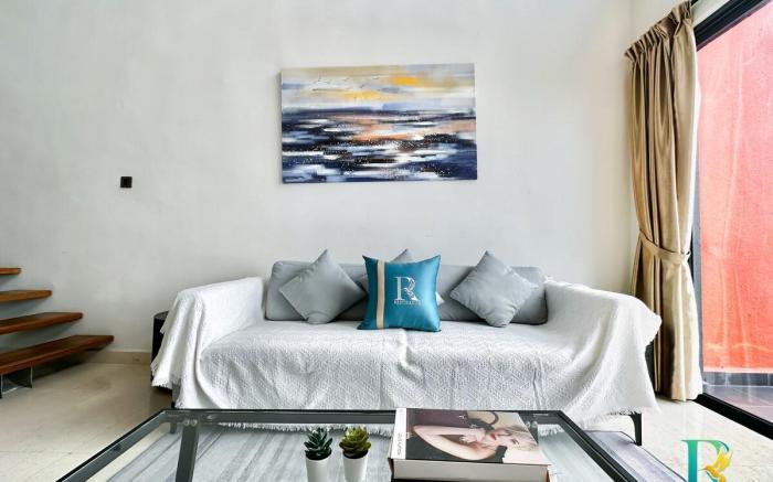 Delight Suite. VSummer @2BR 4Pax near CIQ&RTS