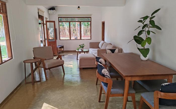 House Leo - peaceful beach villa with garden