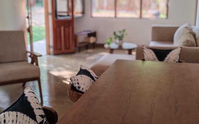 House Leo - peaceful beach villa with garden