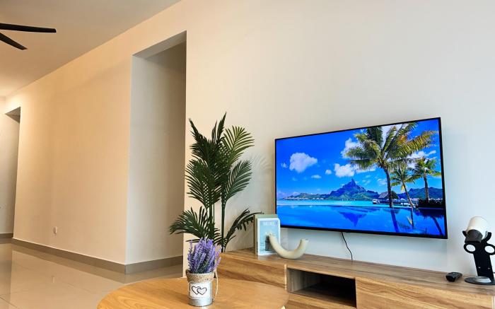 Tulip Residences ModernSuite Pool 6Pax 06