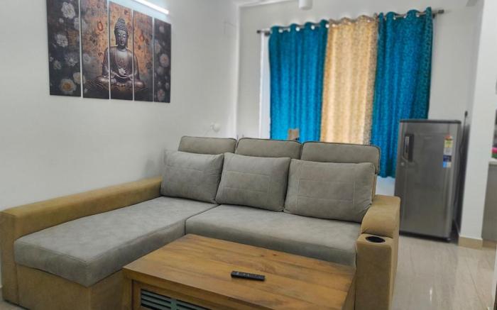 M's Cozy Unwind - Lily