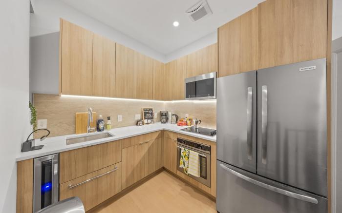 Double Room at a Shared Apt near Times Square