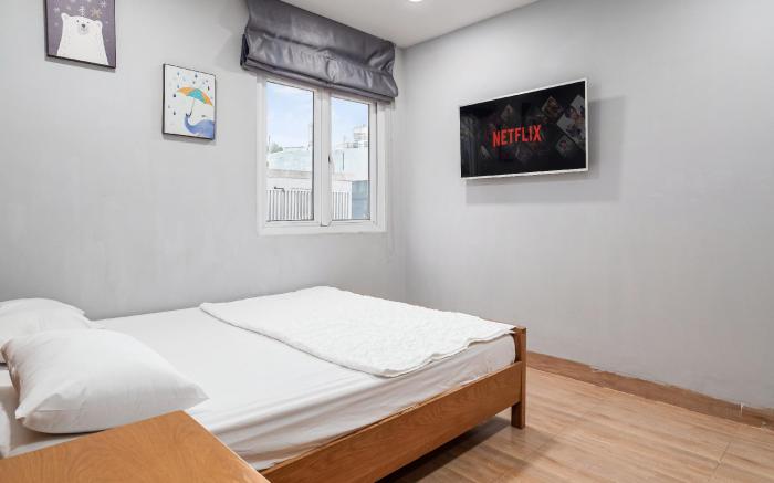 Nice Studio 25m2 with window- Central in D3