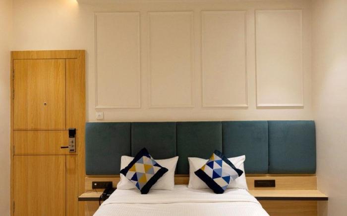 Shri Govindam Banaras