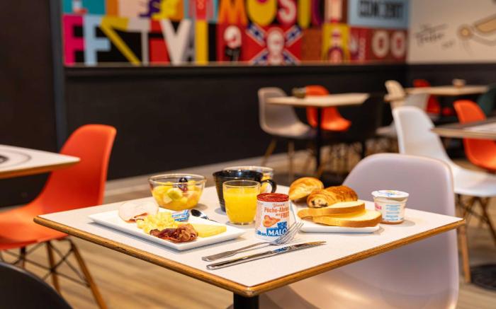 B&B HOTEL Orleans Centre Foch