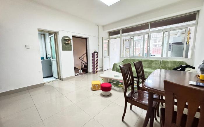 E-sports homestay
