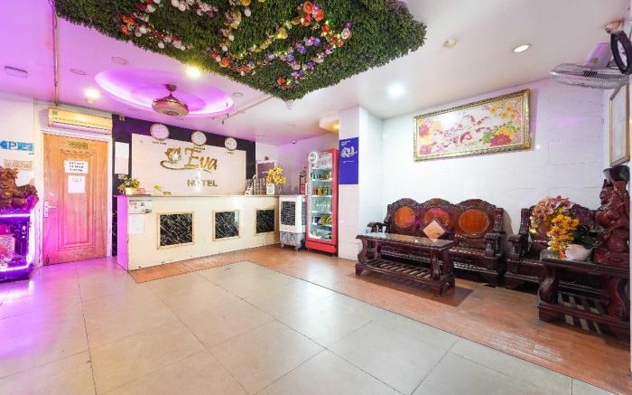 Dancentre Eva Hotel Near Lotte Mart District 8