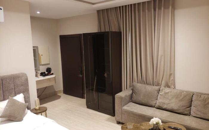 Diyar Studio Cozy  w/Swimming Pool -Al Hamra-107 B