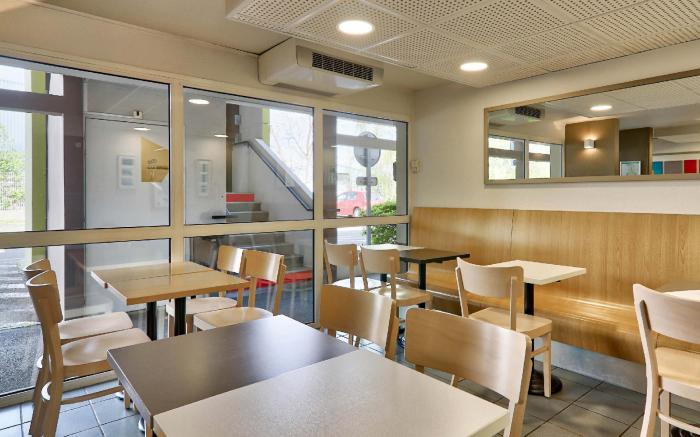 B&B HOTEL Clermont-Ferrand Le Brezet Aeroport