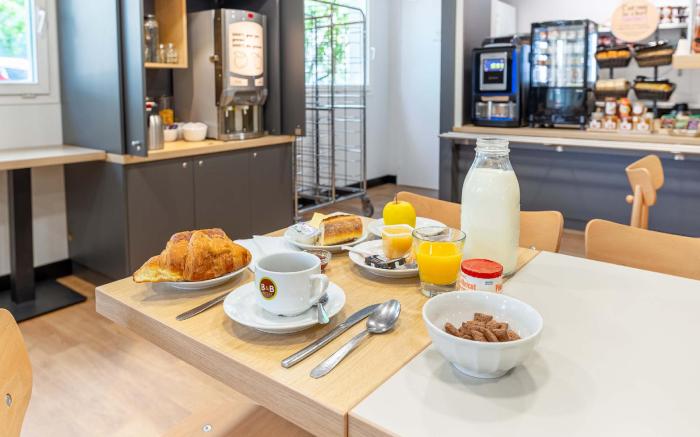 B&B HOTEL Nantes Aeroport