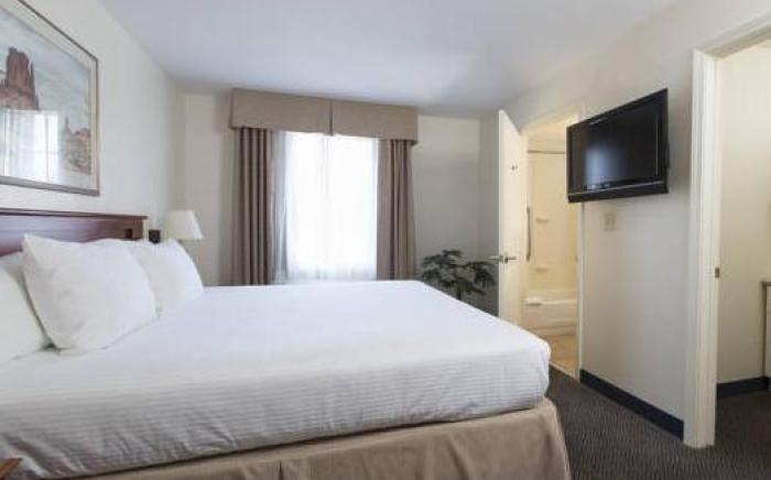 SureStay Plus Hotel by Best Western Tempe University