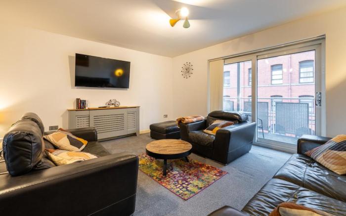 Dundee City centre apartment - 3 bedrooms sleeps 6