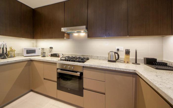 Spacious 2BHK Boulevard Heights