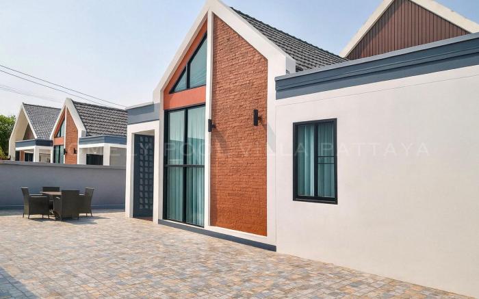 Homely Pool Villa Pattaya (โฮมลี่ พูลวิลล่า พัทยา)