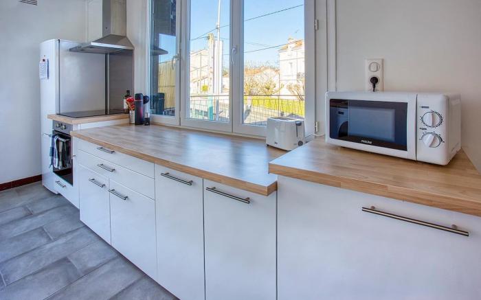 4BR 1000sq The Sweet Break light comfort