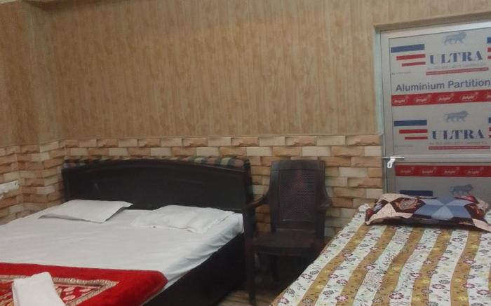 Maa Annapurna grand guests house in varanasi 