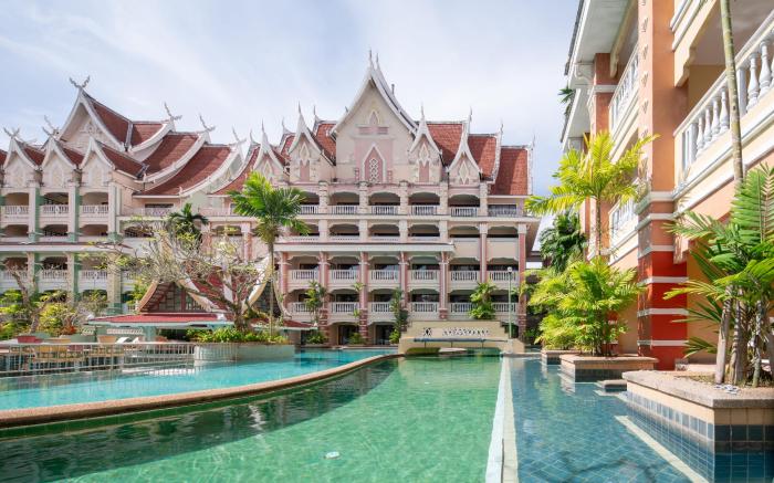 Le Ayodhaya Palace Krabi Beach Resort