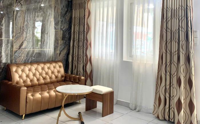 Galaxy Hotel & Apartment Near SECC