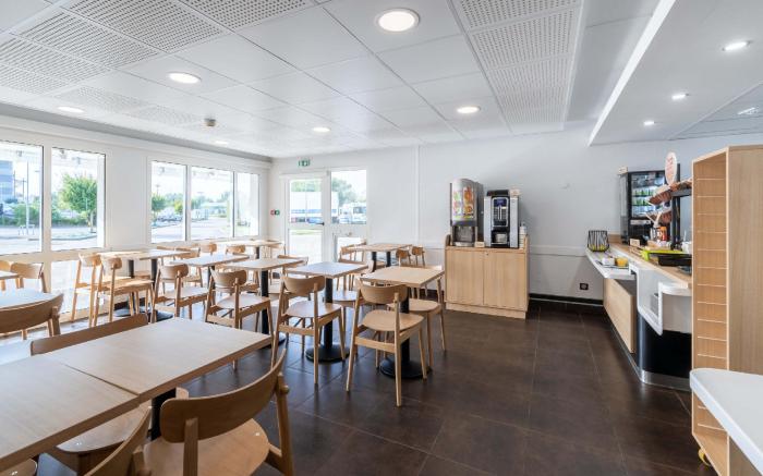 B&B HOTEL Calais Terminal Cite Europe 2 etoiles