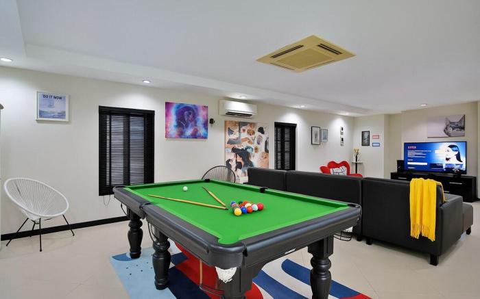 Pattaya Luxury 5 Bed Room Pool Villa - Fun Place