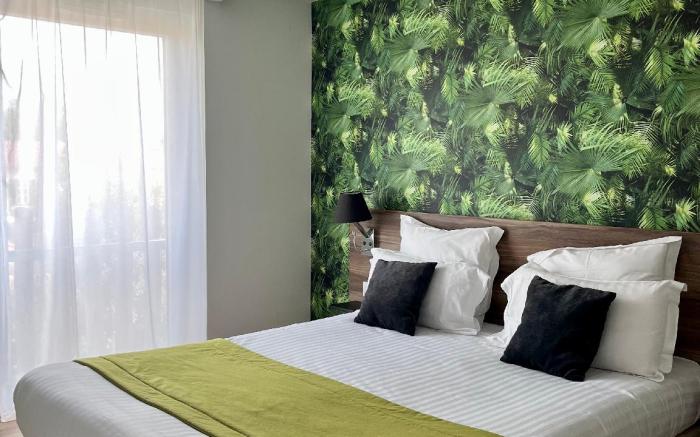 ATHOME RESIDENCE ET SPA