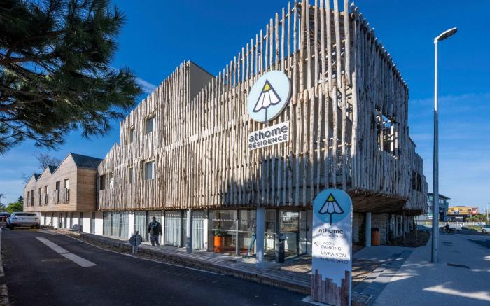 ATHOME RESIDENCE ET SPA