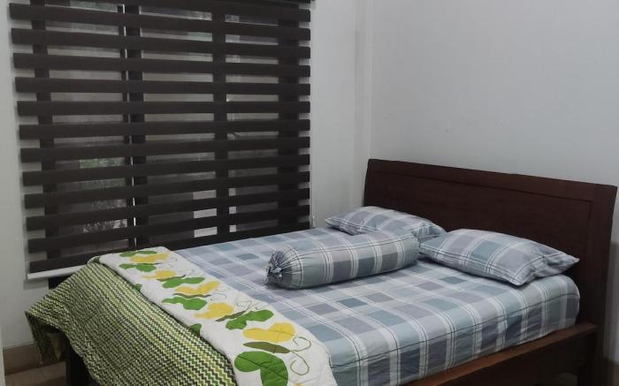 Guesthouse Right in front of uin, near the Toll.