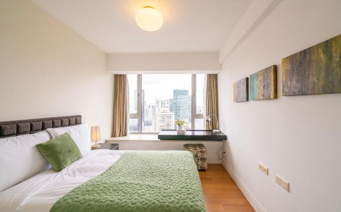 Tyms Elegant 3 Bedroom 2 Bath Close to Metro 