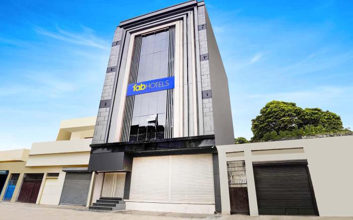 FabHotel Sanviraaj