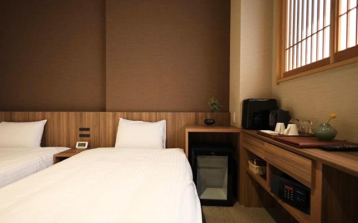 四条大宮駅より徒歩約1分と駅近で便利！ＣＵＯＲＥ京都四条大宮！ツイン【ECOプラン】ステイ清掃無し