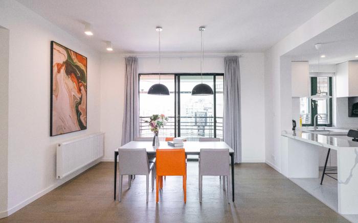 Tyms Elegant 4BR Family Residence Novel 