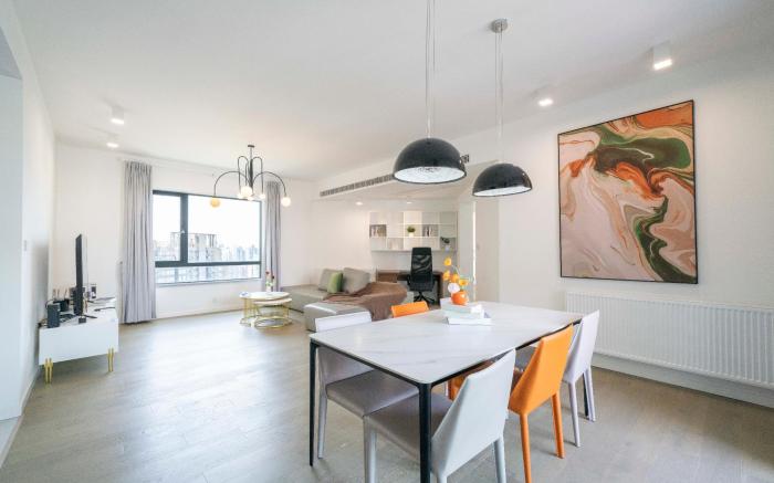 Tyms Stylish 4BR 2BA Suite Novel Garden Xujiahui