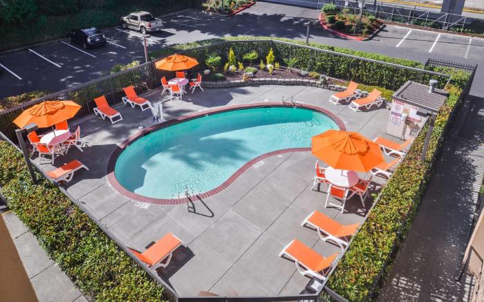 Hampton Inn Seattle Airport