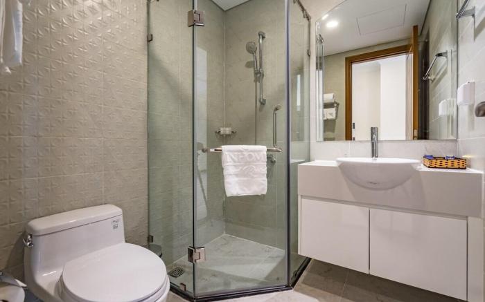 Cozy 2BR Landmark Plus good Location daily towels