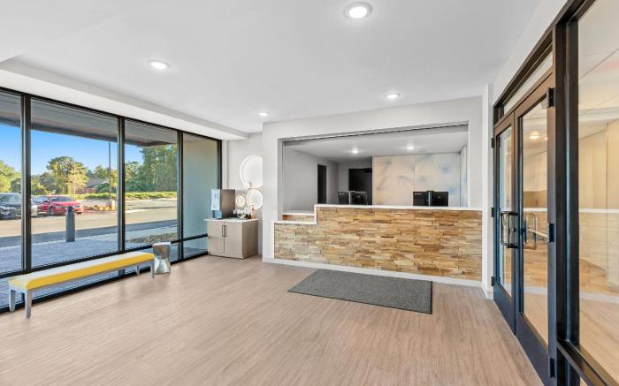 Echo Suites Extended Stay by Wyndham Atlanta-Conyers