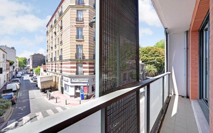 Charming apartment - 2BR-4P- Balcony- Malakoff