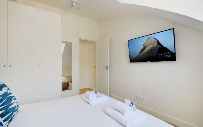 Apt a/c 3BR/6P - Saint-Lazare/Les Champs Elysée